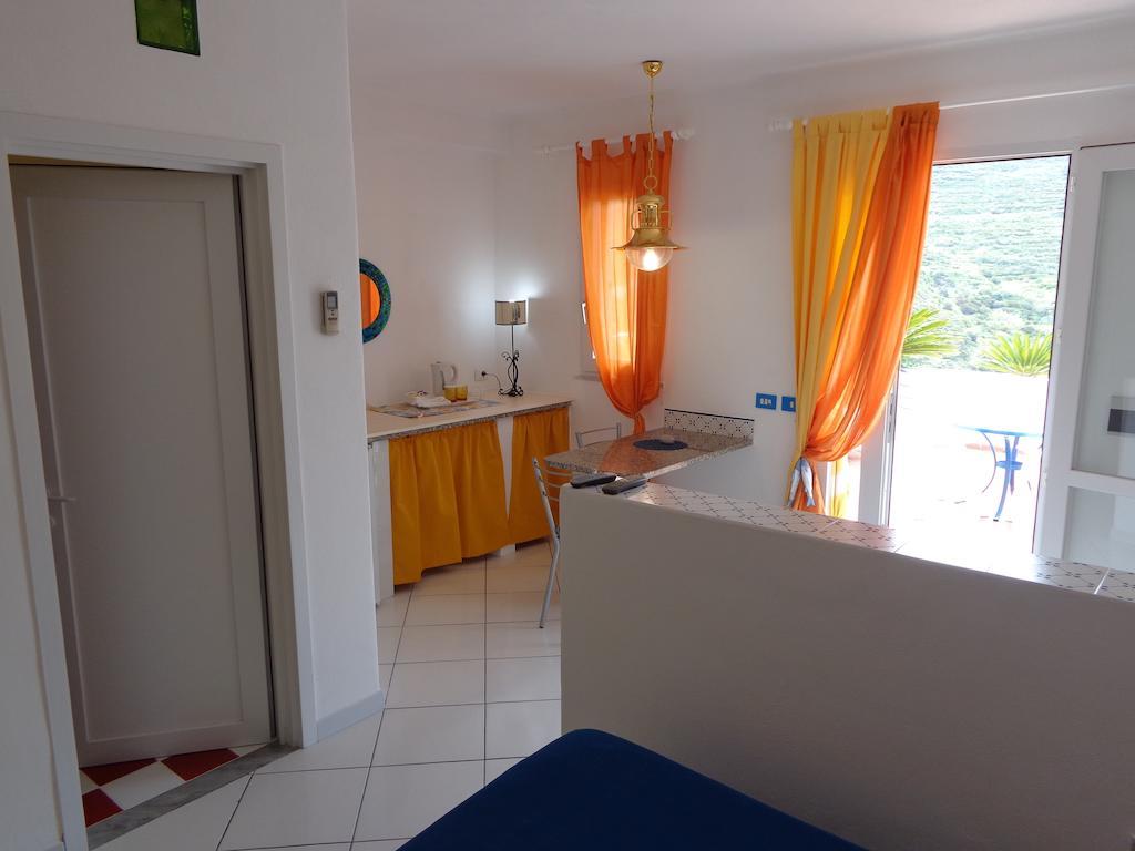 Villa Flavia - Adults Only Ponza Buitenkant foto