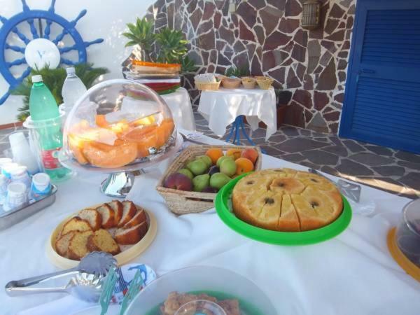 Villa Flavia - Adults Only Ponza Buitenkant foto