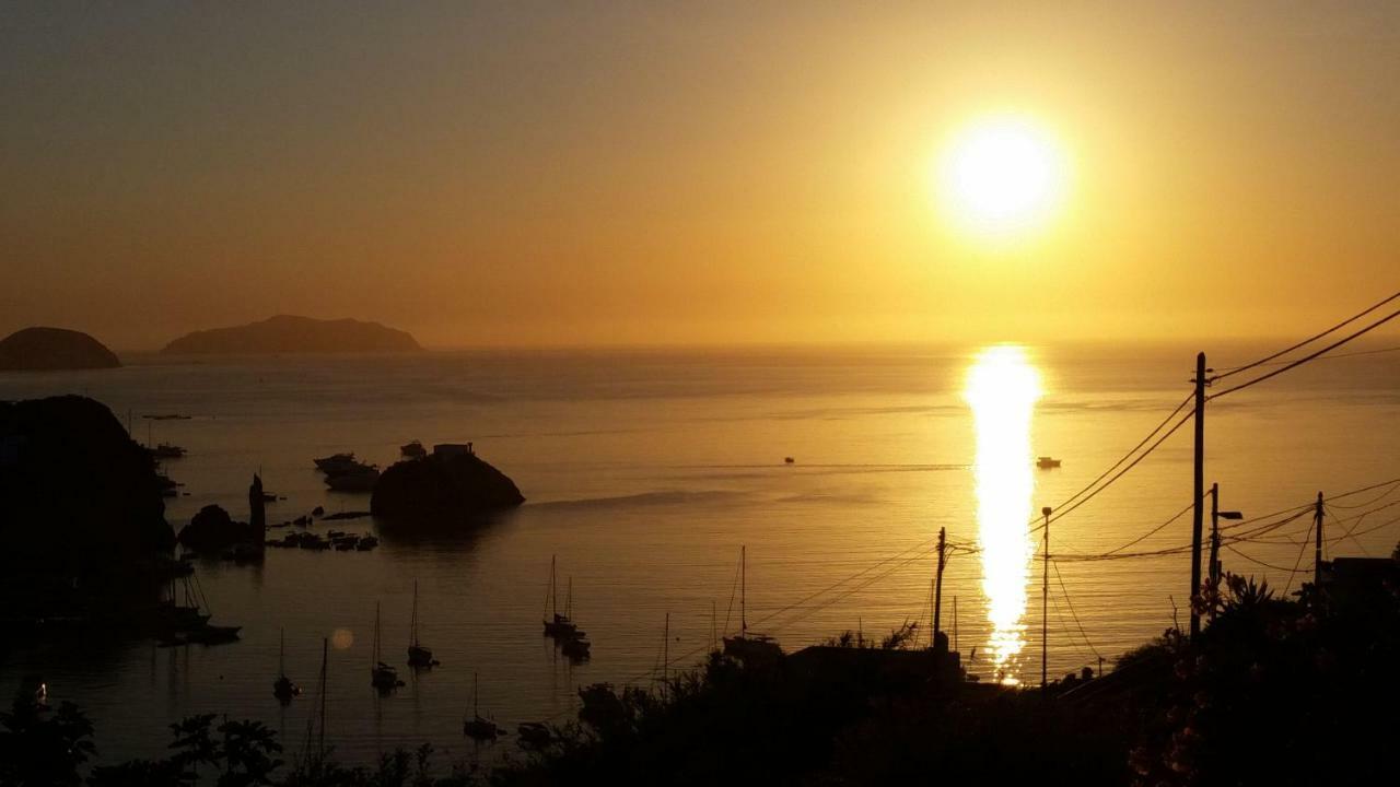 Villa Flavia - Adults Only Ponza Buitenkant foto