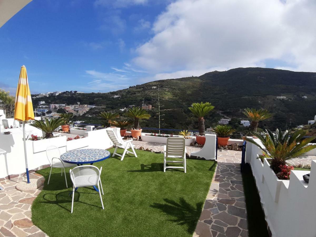 Villa Flavia - Adults Only Ponza Buitenkant foto