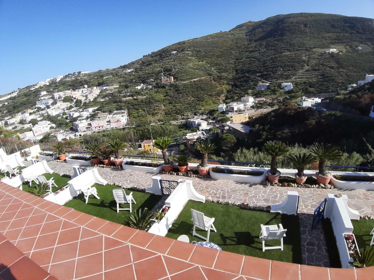 Villa Flavia - Adults Only Ponza Buitenkant foto